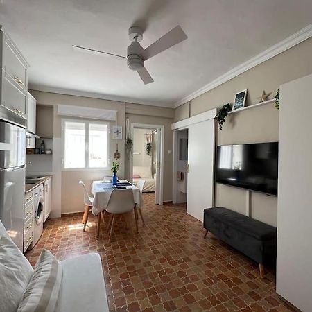 Regla Beach 150 M De La Playa Чипиона Екстериор снимка